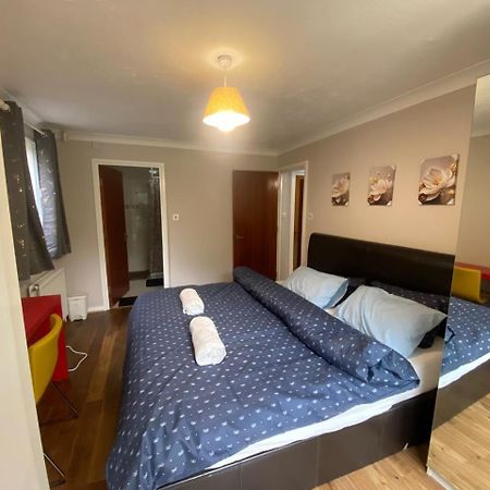 Stunning 2 Bedroom With Garden Sleep 6 Лондон Екстериор снимка