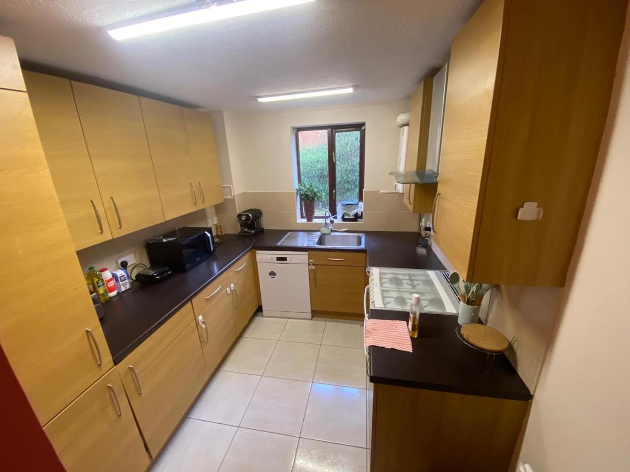 Stunning 2 Bedroom With Garden Sleep 6 Лондон Екстериор снимка